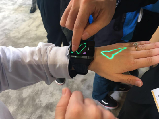 一數科技ASU Watch亮相CES 虛擬觸控技術驚艷眾人