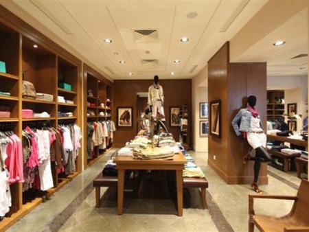 服裝展柜批發(fā)_高性?xún)r(jià)服裝展柜供銷(xiāo)